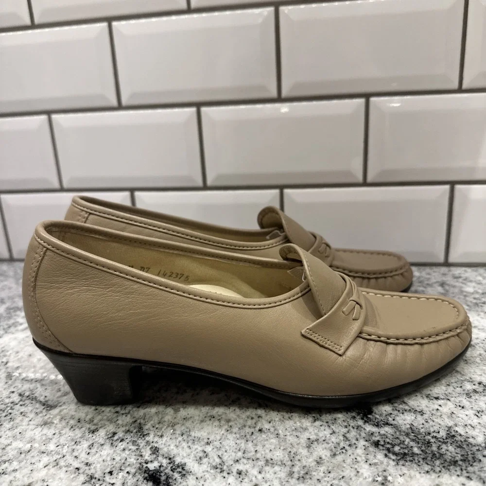 SAS Womens Easier Comfort Shoes Tripad Slip On Tan‎ Leather 9.5 M Heel 142375